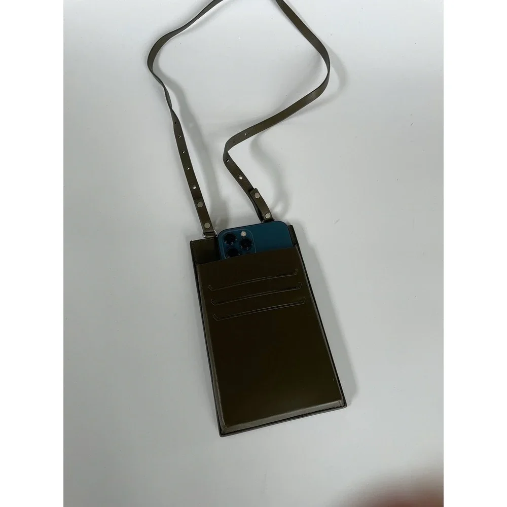 Bottega Veneta Black Leather Lanyard Phone Case‎ Wallet 578205 Green stripe